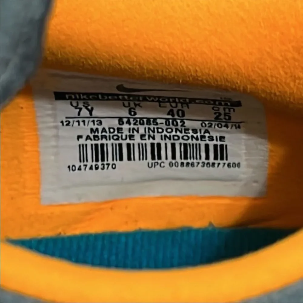 Nike KD Sneaker Shoes Size 7Y